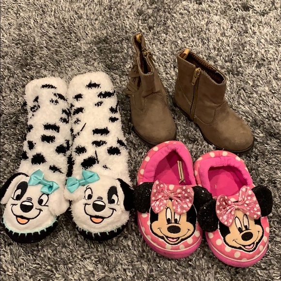Other - Size 7 Girls Shoes Bundle!
